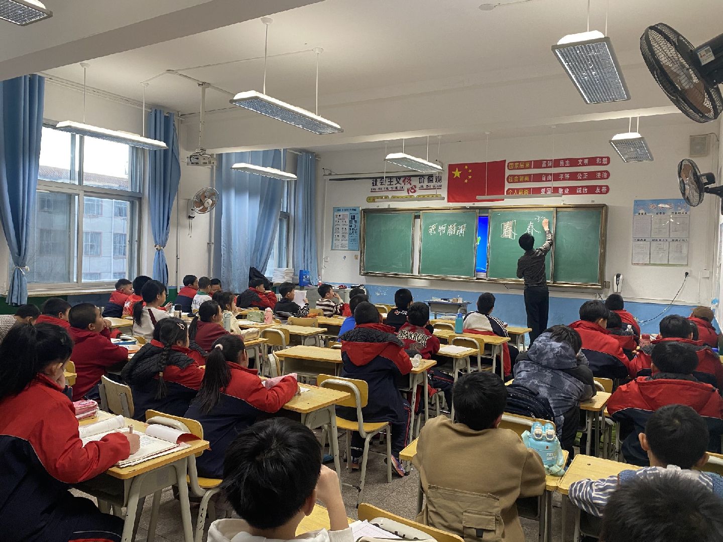 赤峰教育创新：本土研发书写系统助力文化传承